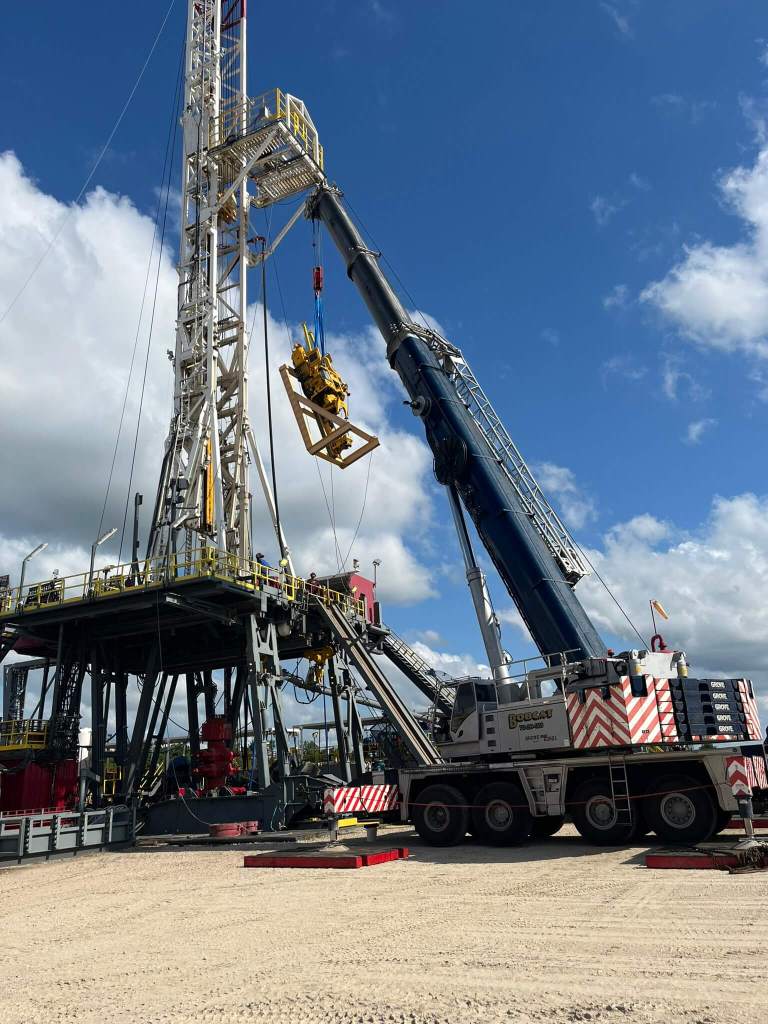 Oversized construction equipment hauled to San Antonio job site by Sean Gets Cranes
